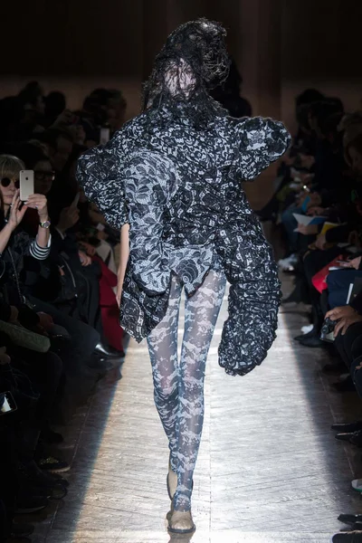 Look 6